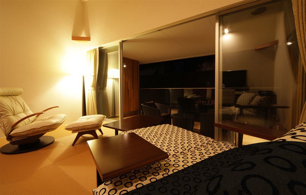 Hotel Four Seasons Yuzawa Quattro Exterior foto